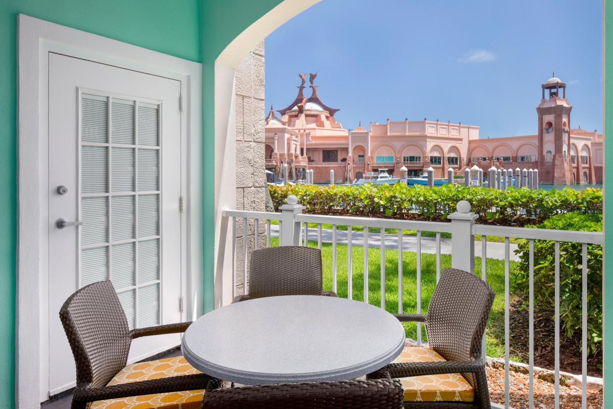 Harborside Resort & Vacation Rentals At Atlantis Нассау Экстерьер фото